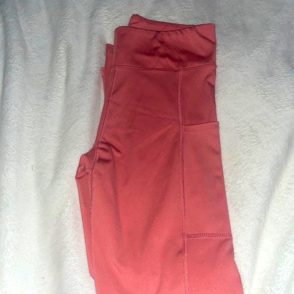 leggings size medium